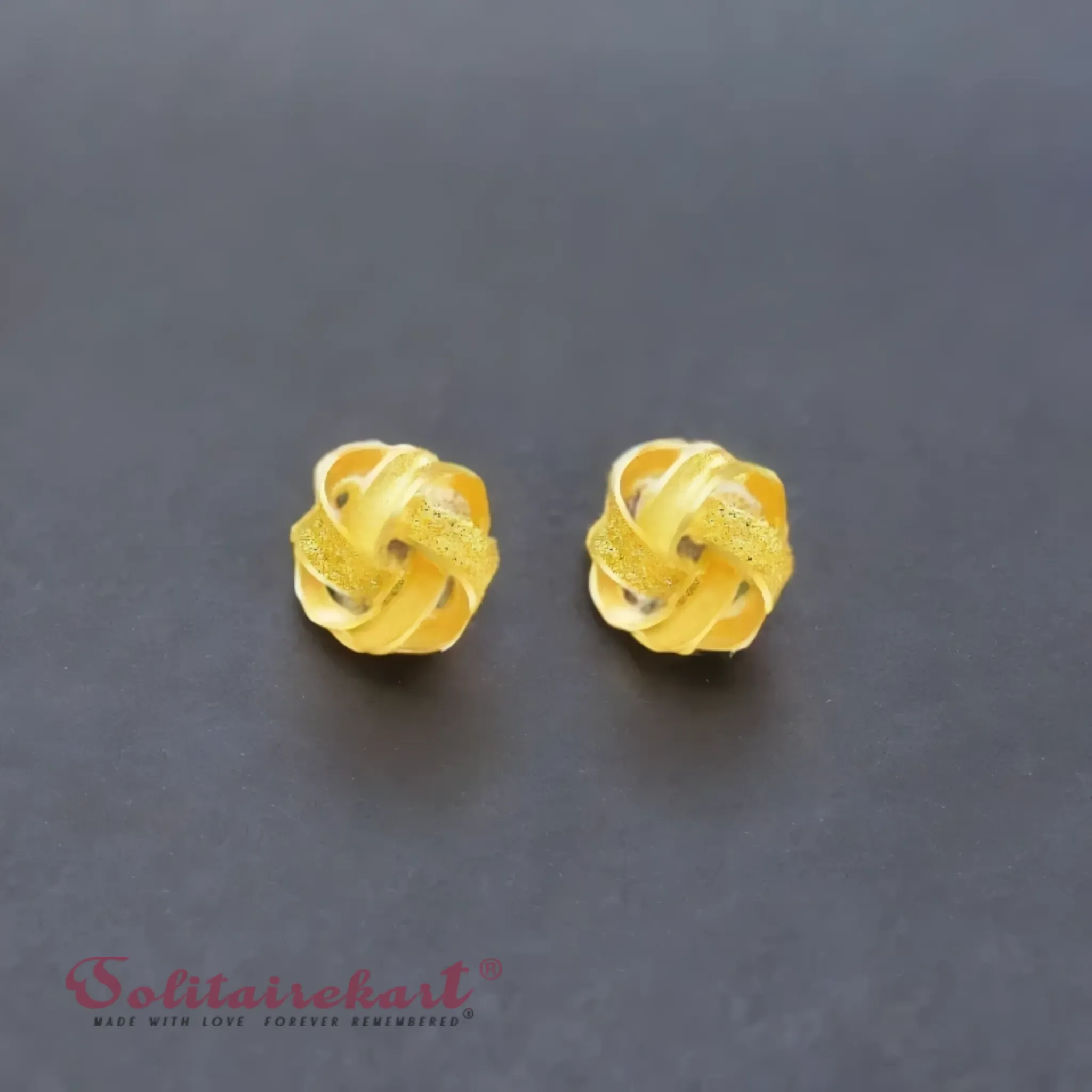 14K Gold 1.51grm Knot Earrings